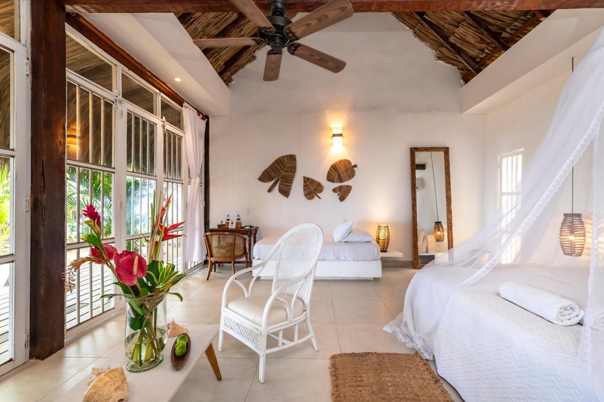 Hotel Coralina Island Isla Grande  Esterno foto