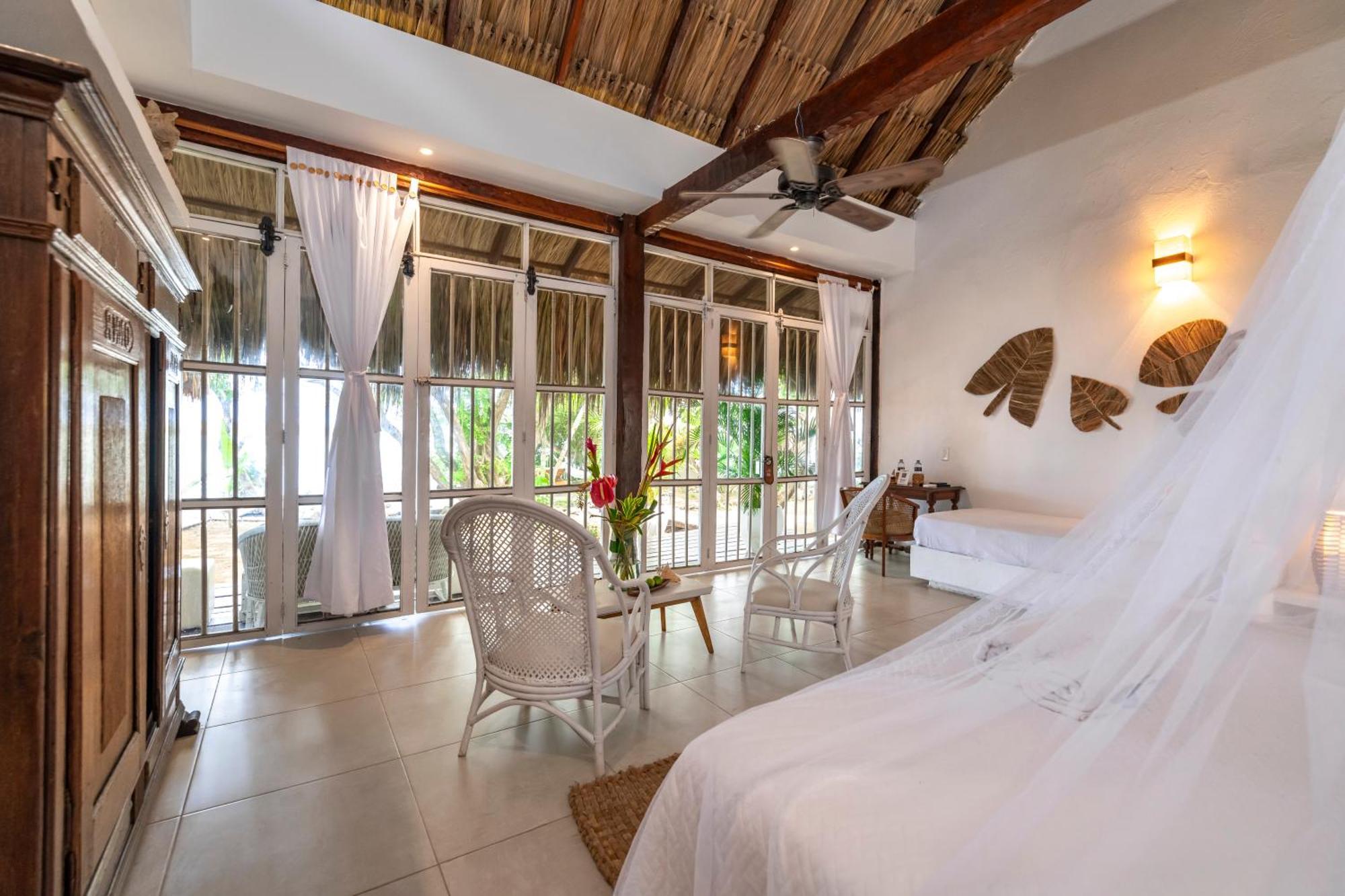 Hotel Coralina Island Isla Grande  Esterno foto