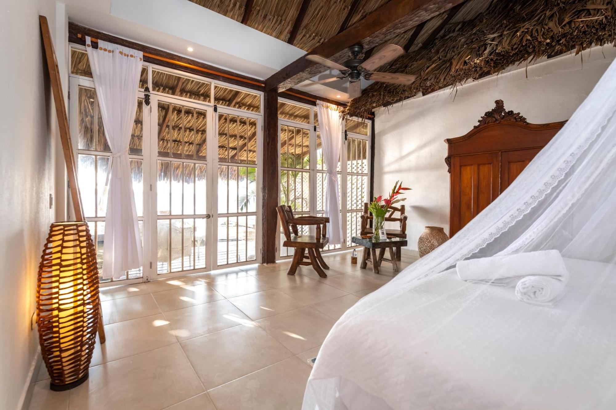 Hotel Coralina Island Isla Grande  Esterno foto